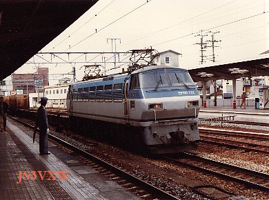 JR貨物　EF66 -132